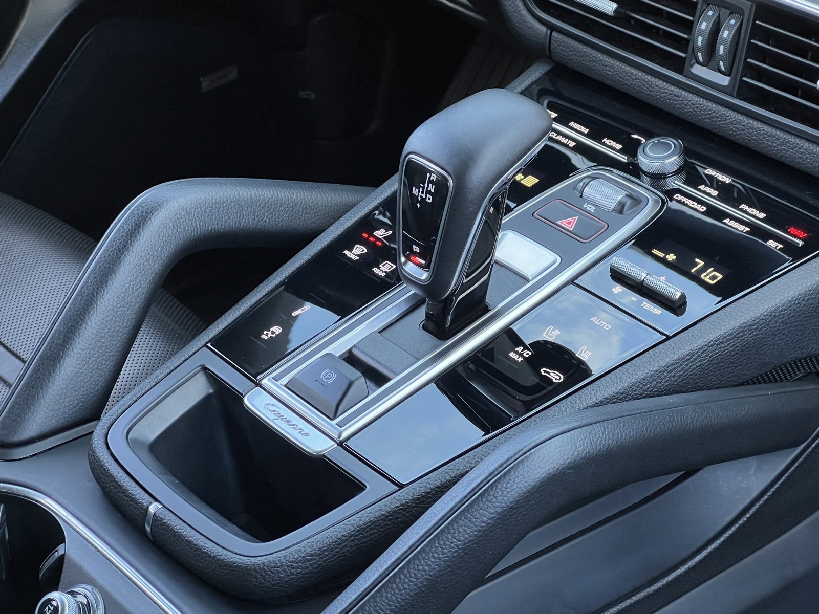 Certified 2023 Porsche Cayenne Coupe image 34