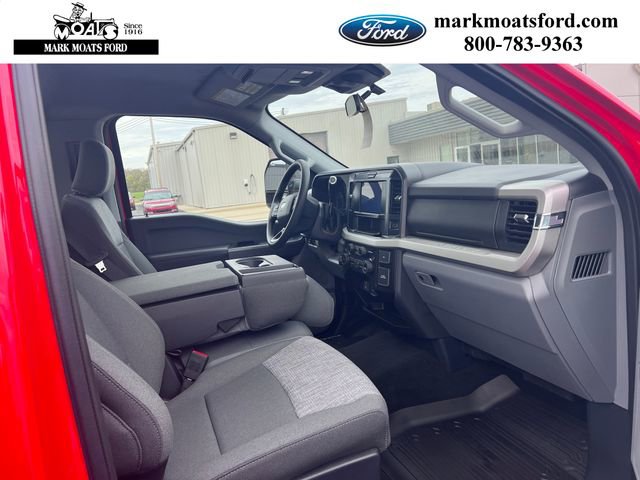New 2025 Ford F350 XLT w/ FX4 Off-Road Package image 9