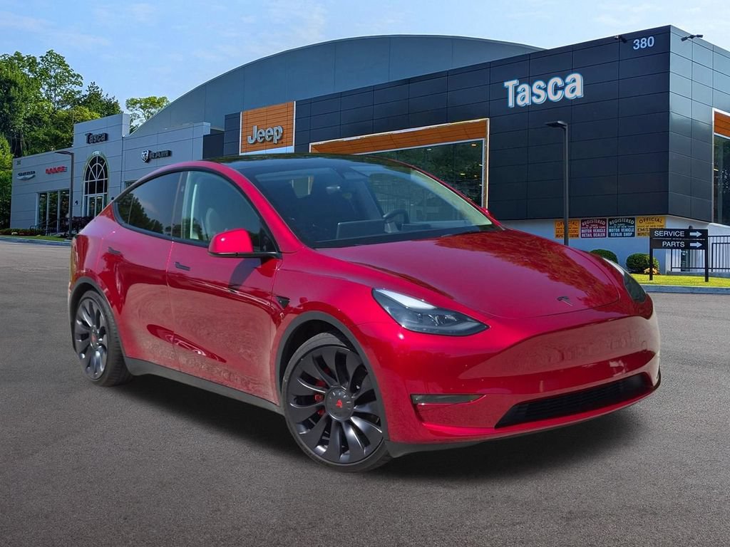 Used 2024 Tesla Model Y Performance AWD/4WD image 1