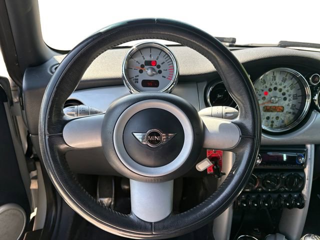 Used 2005 MINI Cooper Convertible FWD image 14