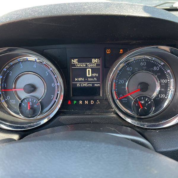 Used 2015 Chrysler Town & Country Limited image 15