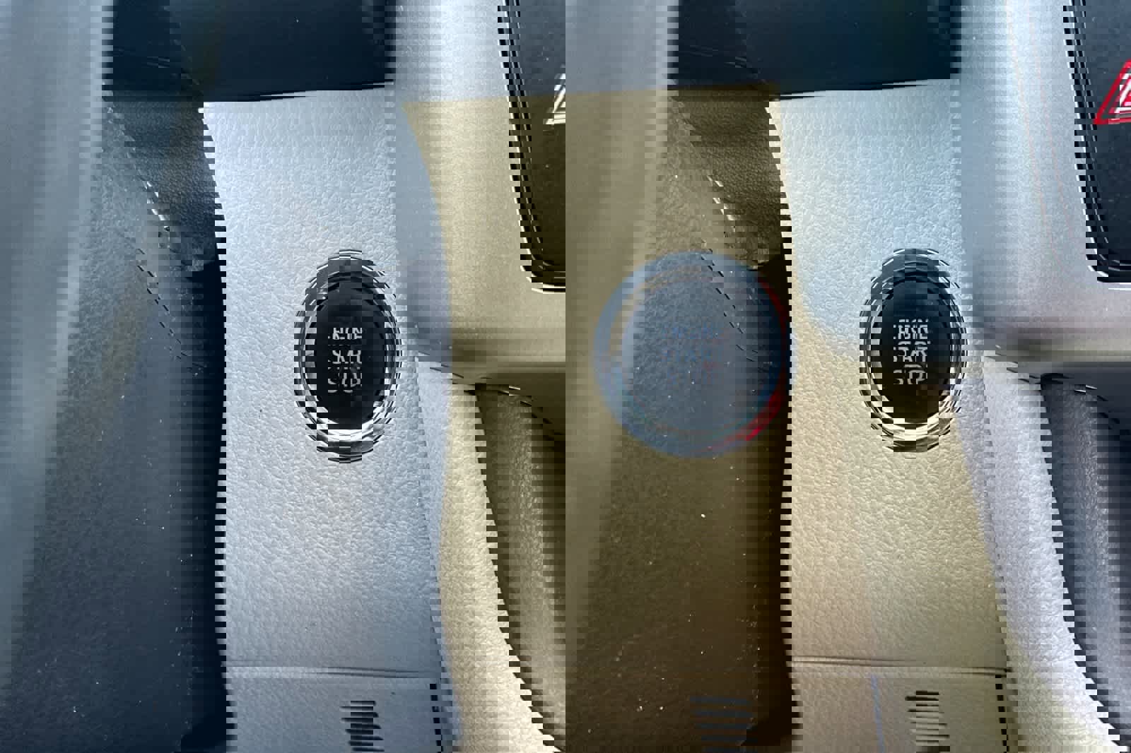 Used 2015 Toyota Highlander XLE image 24