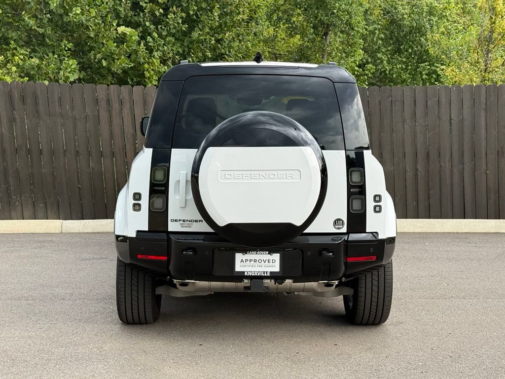 Certified 2026 Land Rover Defender 110 X-Dynamic SE AWD/4WD image 4