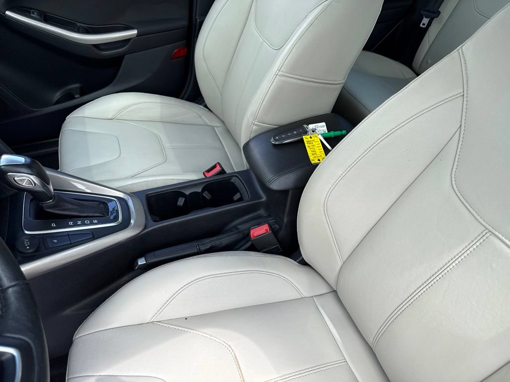 Used 2018 Ford Focus Titanium FWD image 24