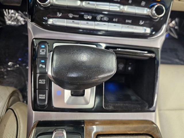 Used 2017 Genesis G90 5.0 Ultimate image 19