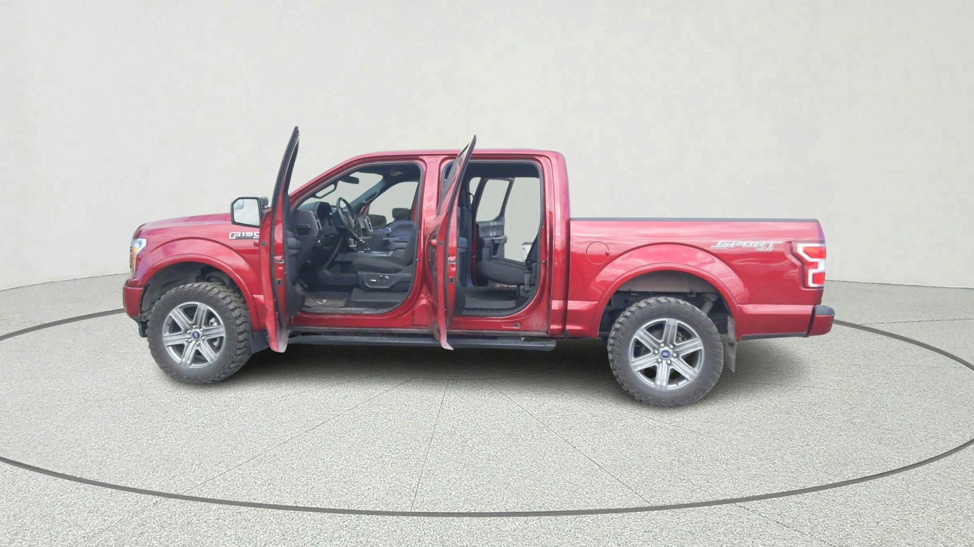 Used 2018 Ford F150 XLT w/ Equipment Group 302A Luxury AWD/4WD image 11