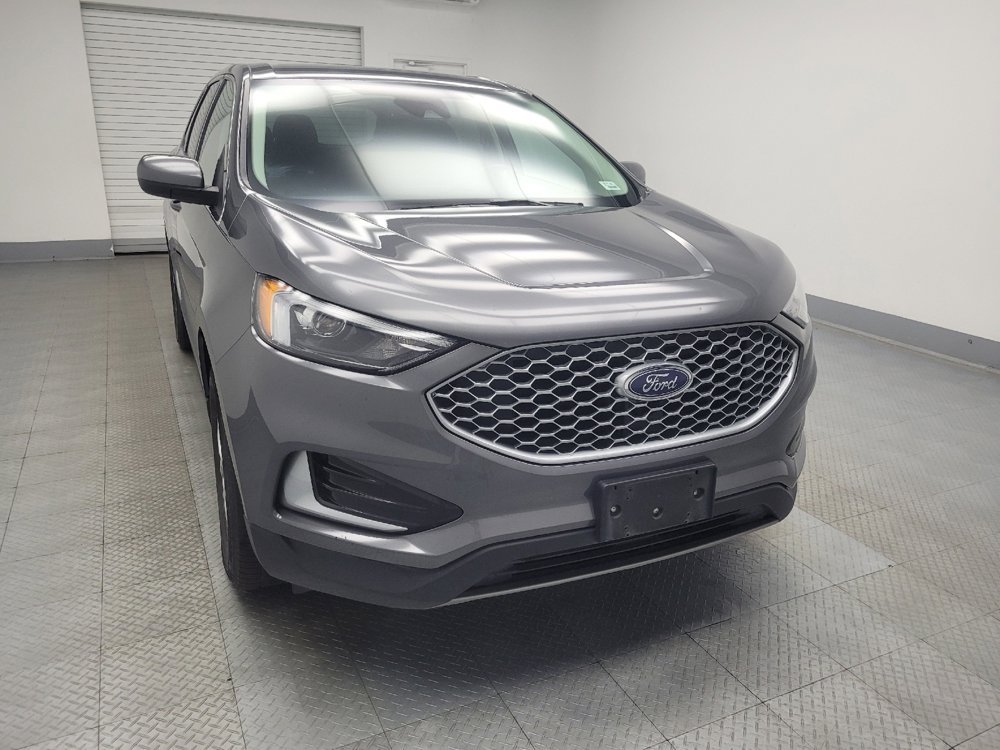 Used 2023 Ford Edge SEL image 14