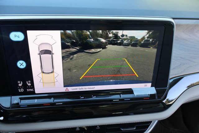 New 2026 Volkswagen Atlas SE image 24