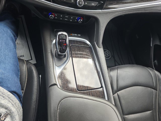 Used 2021 Buick Enclave Avenir w/ Avenir Technology Package image 50