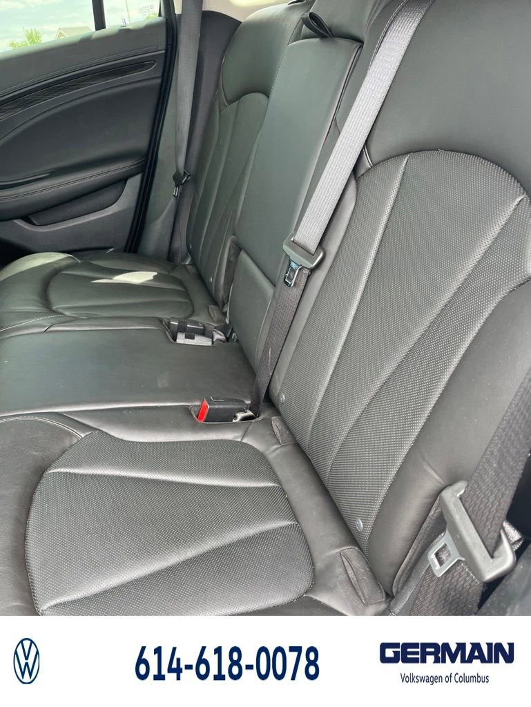 Used 2020 Buick Envision Premium AWD/4WD image 22