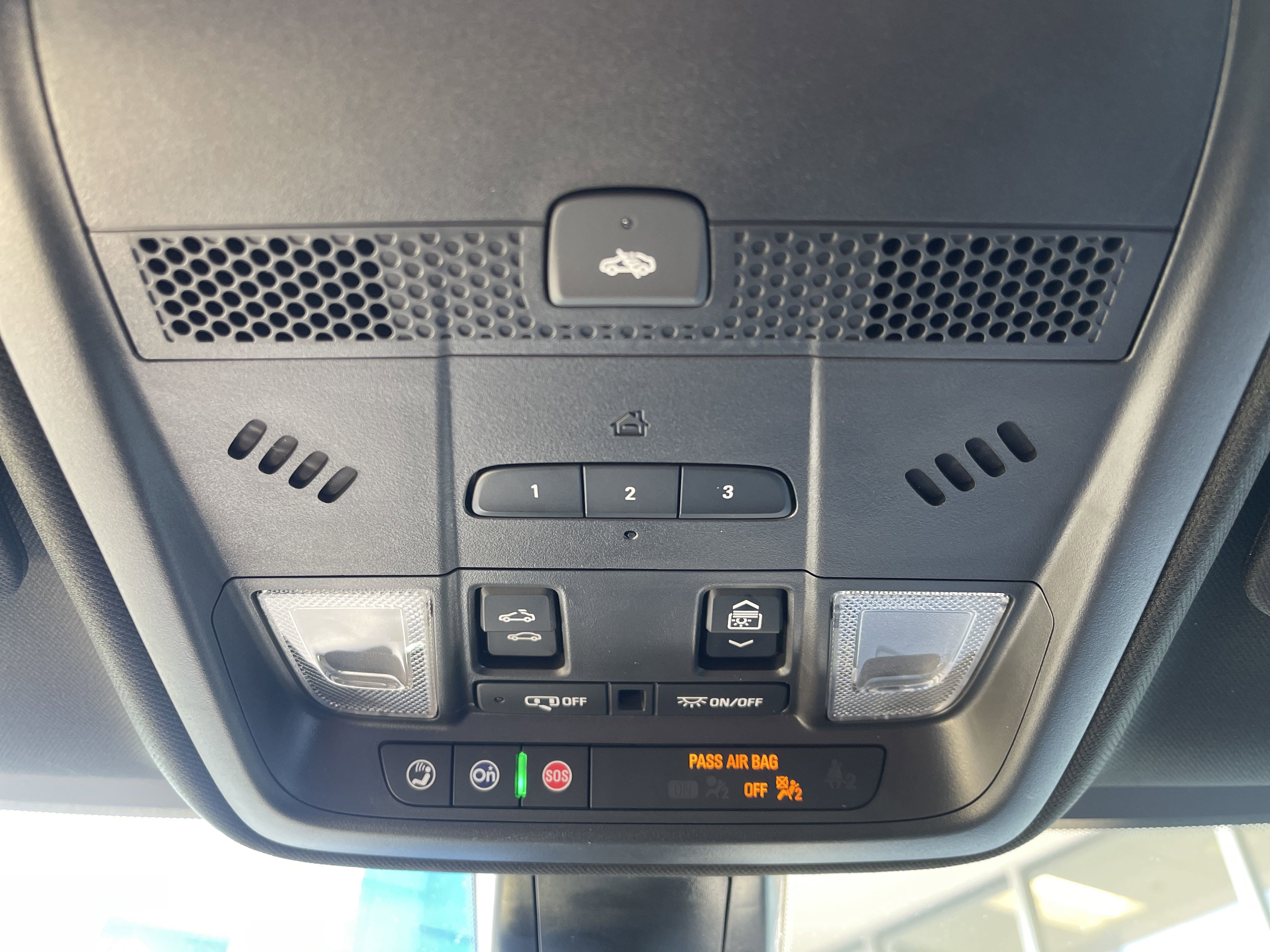 Used 2025 Cadillac XT5 Premium Luxury w/ Technology Package image 31