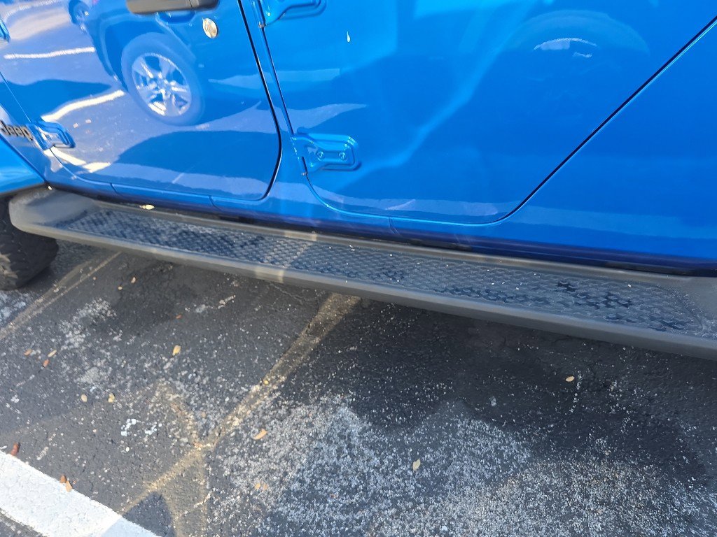 Used 2021 Jeep Gladiator Sport image 13