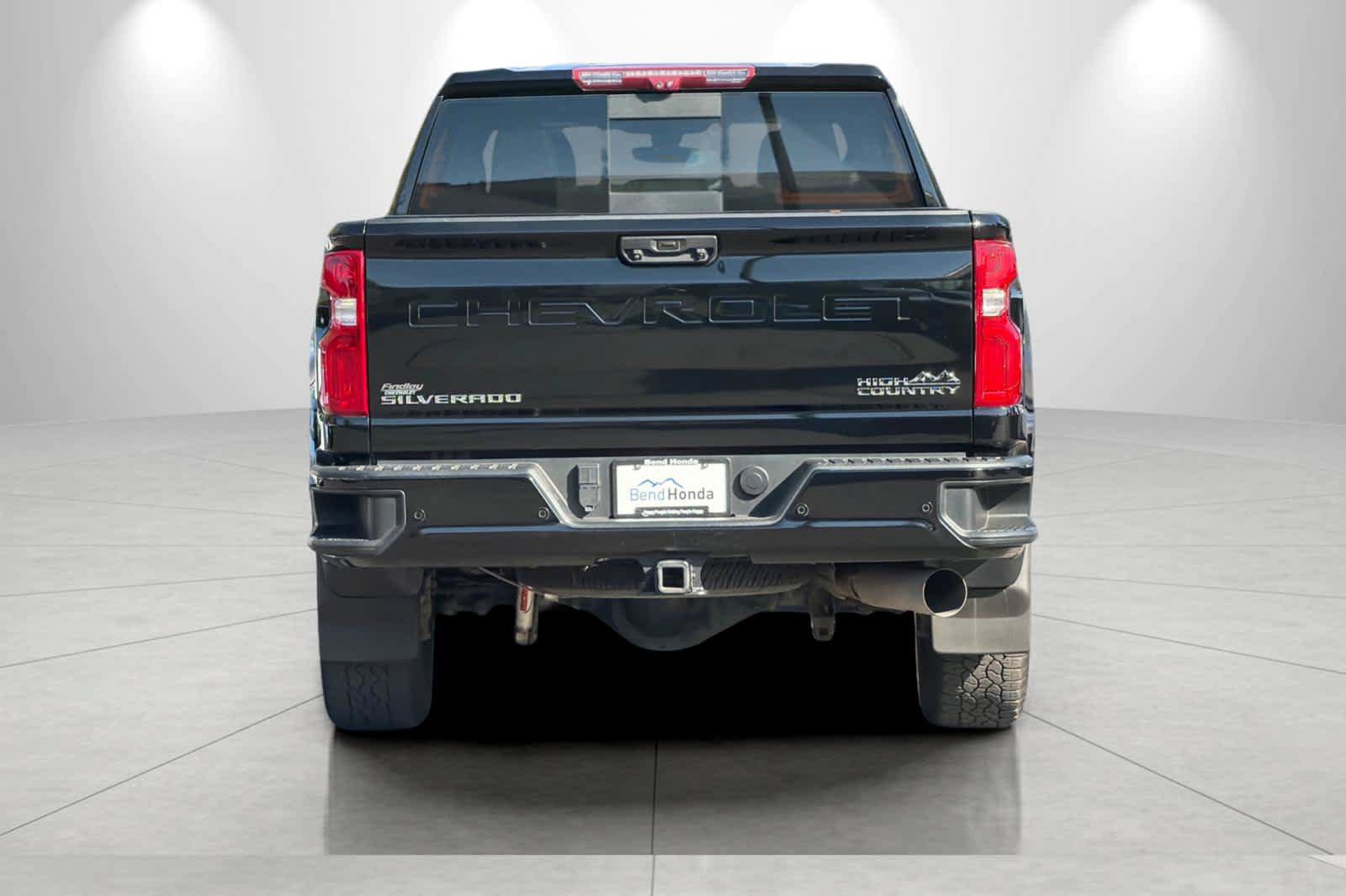 Used 2021 Chevrolet Silverado 2500 High Country w/ Z71 Off-Road Package AWD/4WD image 7