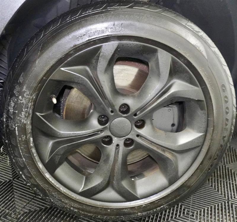 Used 2013 BMW X5 xDrive50i image 3