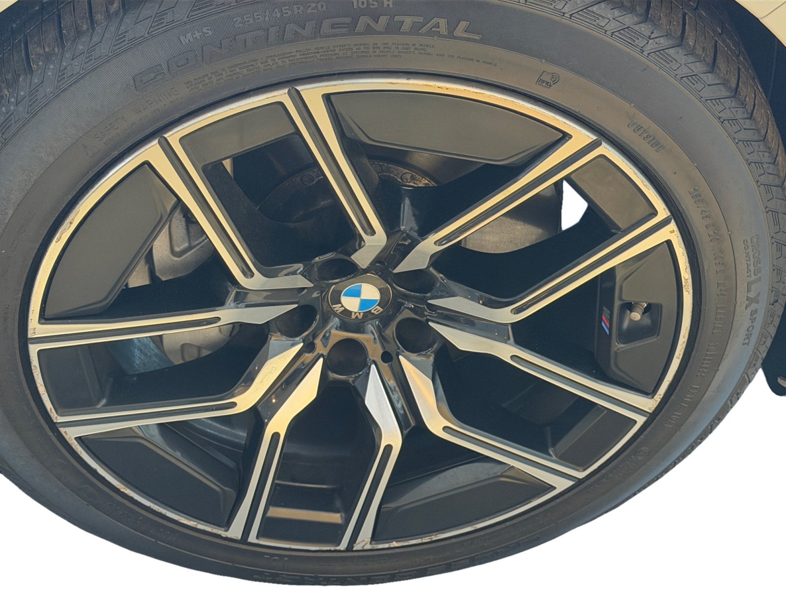 Used 2025 BMW 740i xDrive AWD/4WD image 5
