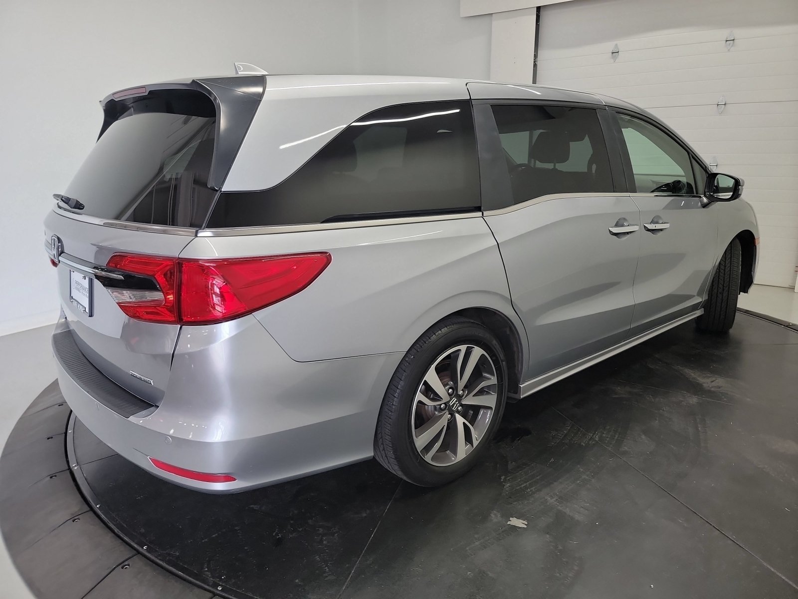 Certified 2023 Honda Odyssey Touring image 9