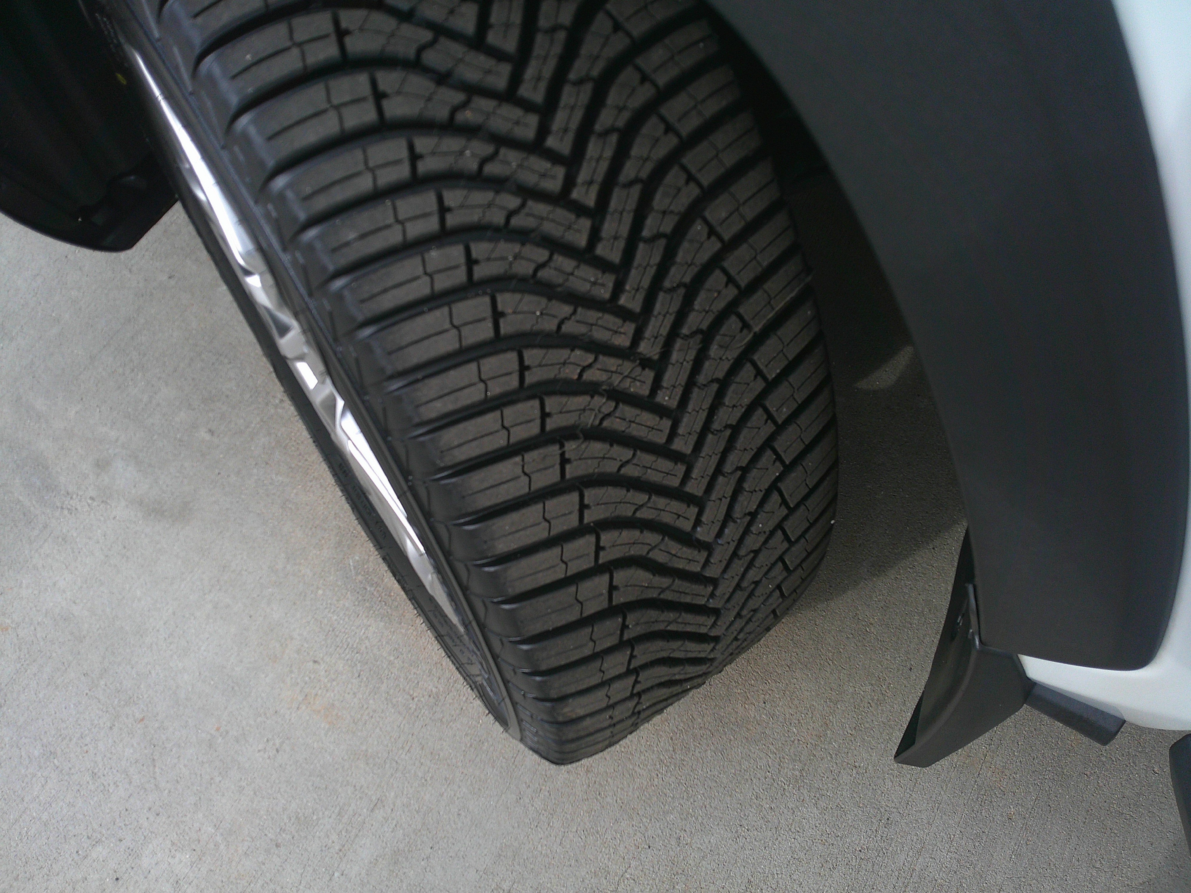 Used 2024 Toyota RAV4 Limited w/ Weather Package image 15