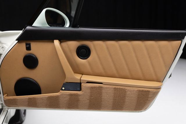 Used 1994 Porsche 911 Carrera 4 image 47