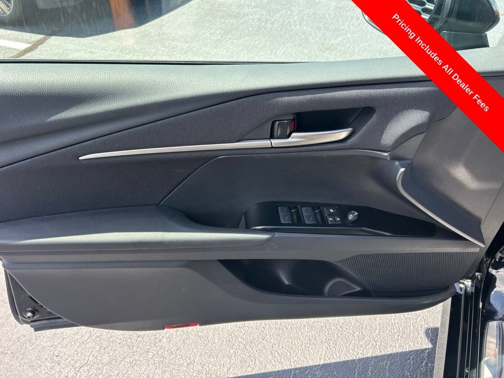 Used 2026 Toyota Camry LE w/ Convenience Package FWD image 4