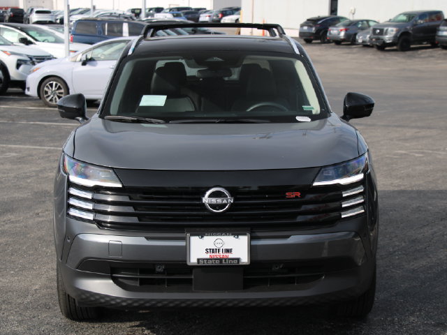 Used 2025 Nissan Kicks SR AWD/4WD image 7