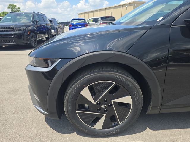 New 2025 Hyundai Ioniq 5 SE image 10