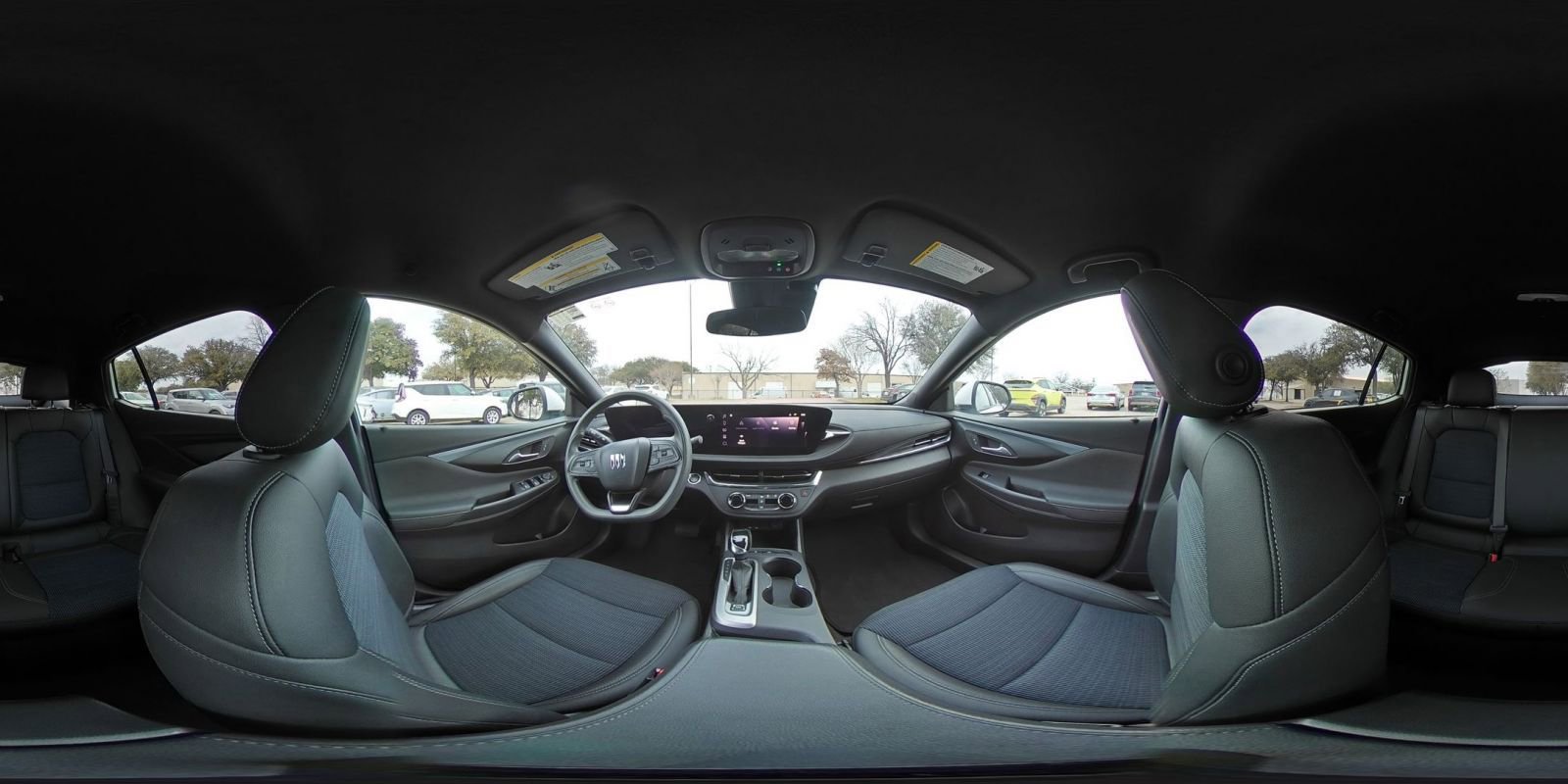 Used 2025 Buick Envista Preferred image 45