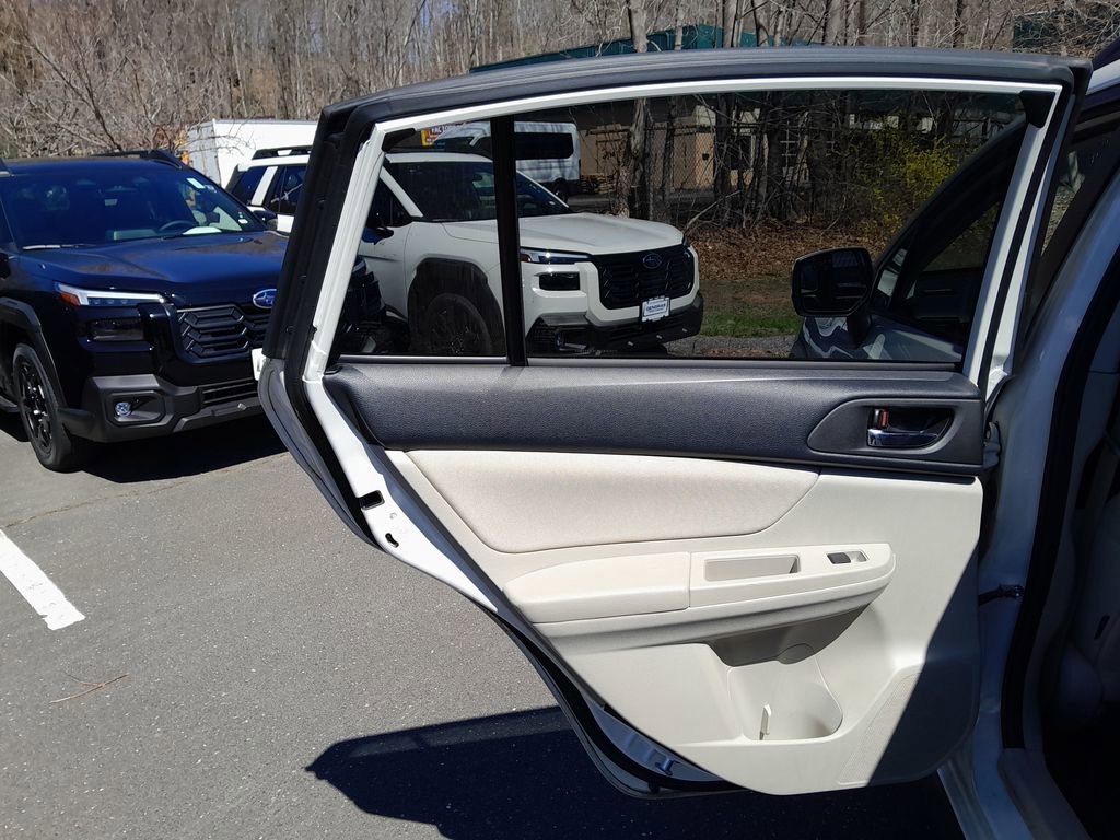 Used 2014 Subaru Crosstrek 2.0i Premium w/ Moonroof Package image 27
