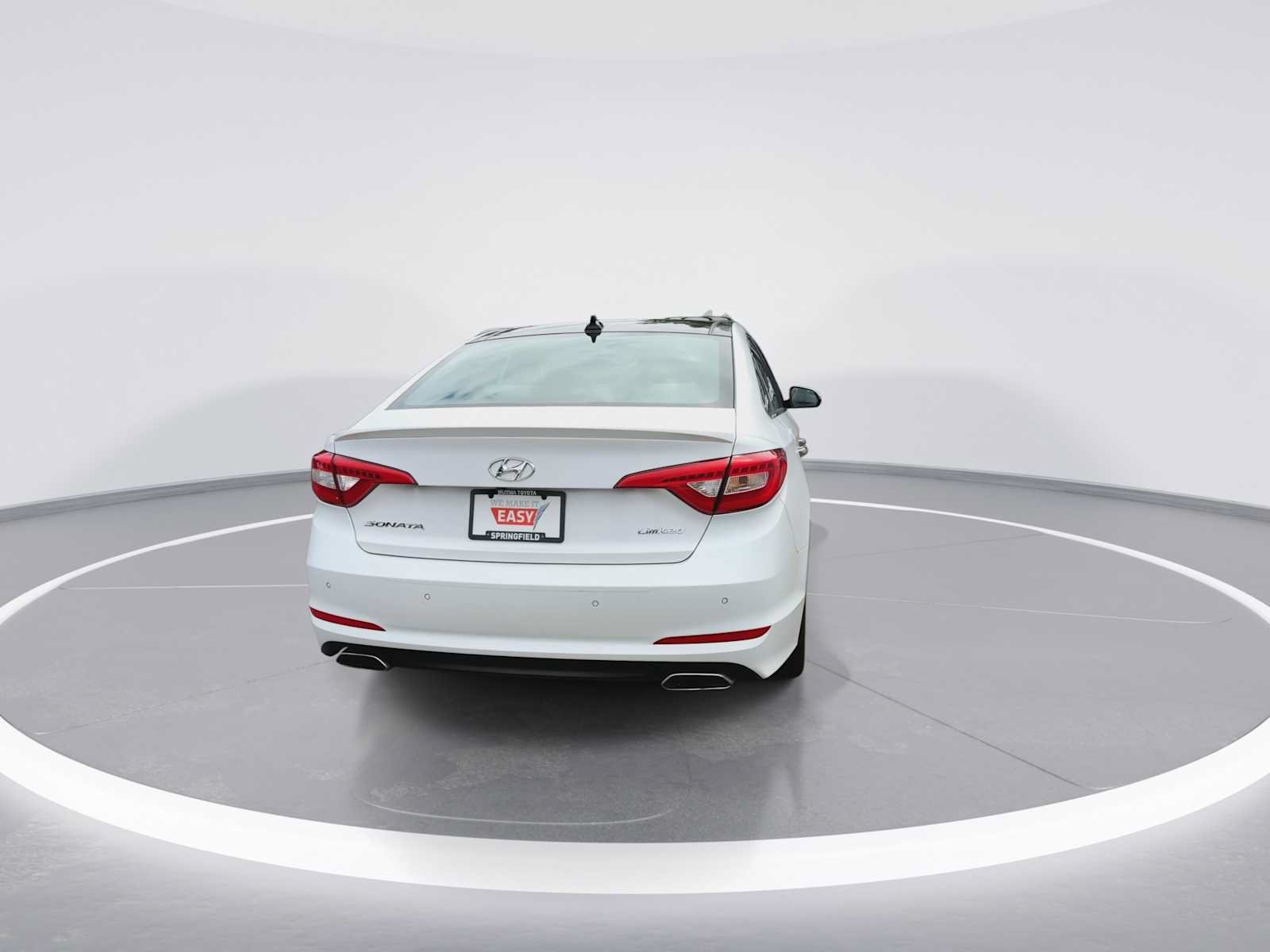 Used 2015 Hyundai Sonata Limited w/ Option Group 06 FWD image 7