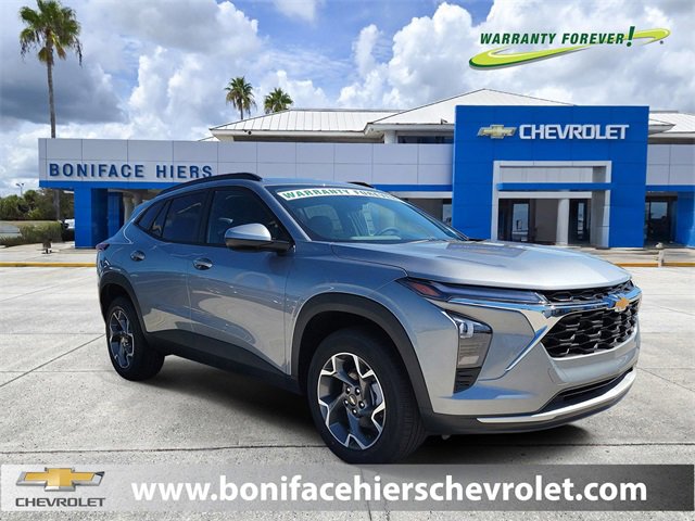 New 2026 Chevrolet Trax LT w/ Driver Confidence Package