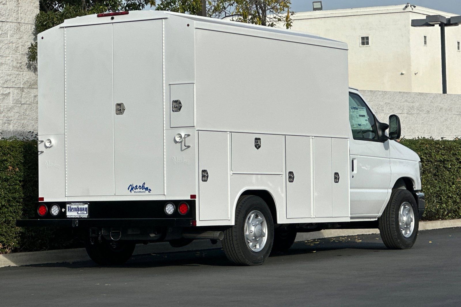 New 2026 Ford E-350 and Econoline 350 Super Duty w/ Power Equipment Group image 4