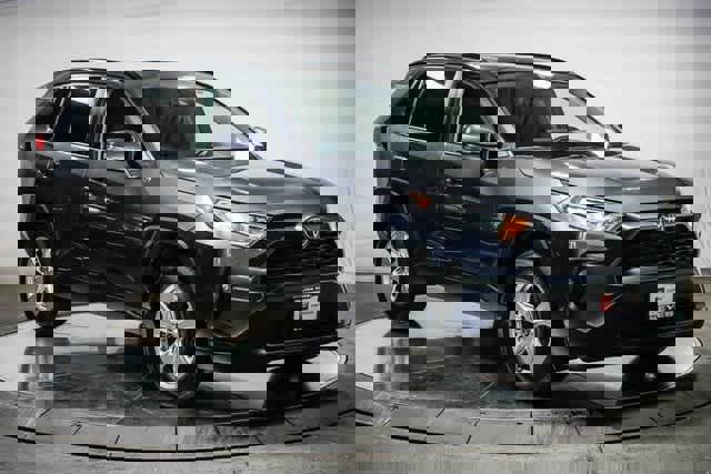 Certified 2019 Toyota RAV4 XLE image 6