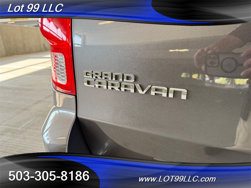 Used 2018 Dodge Grand Caravan SE w/ Power Convenience Group I FWD image 47