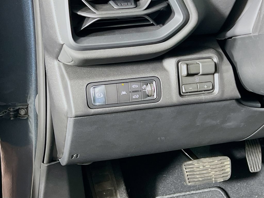 New 2026 Chevrolet Silverado EV LT w/ Plus Package AWD/4WD image 10