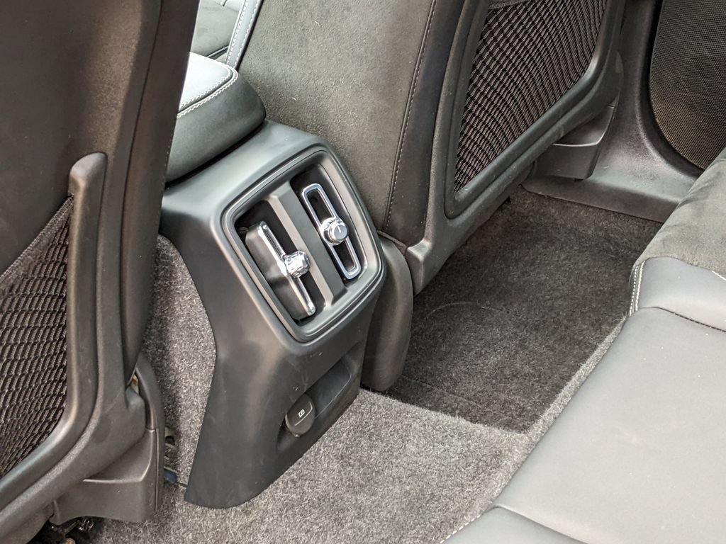 Certified 2023 Volvo XC40 Recharge Plus w/ Protection Package Premier AWD/4WD image 24