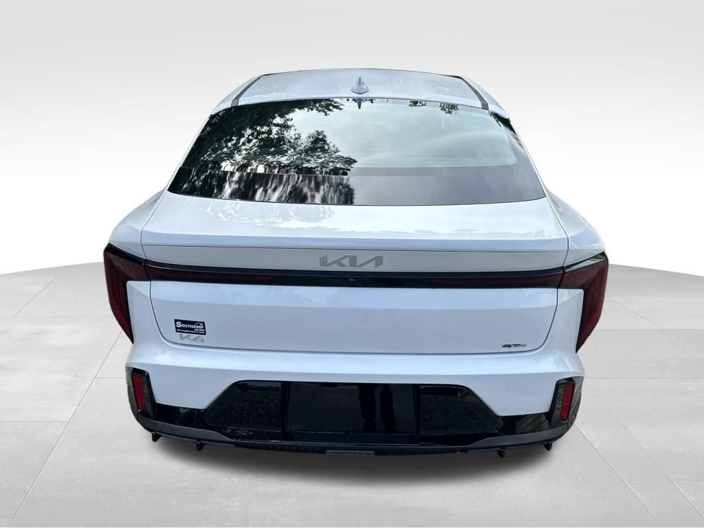 Used 2025 Kia K4 GT-Line w/ GT-Line Premium Package FWD image 4