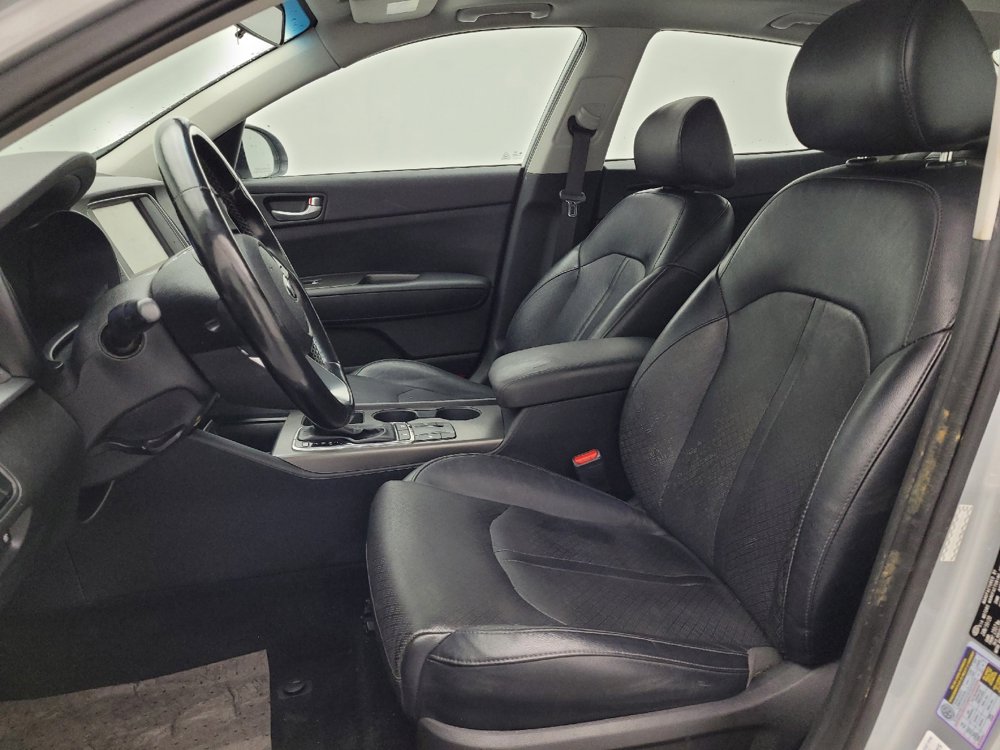 Used 2020 Kia Optima SE image 17