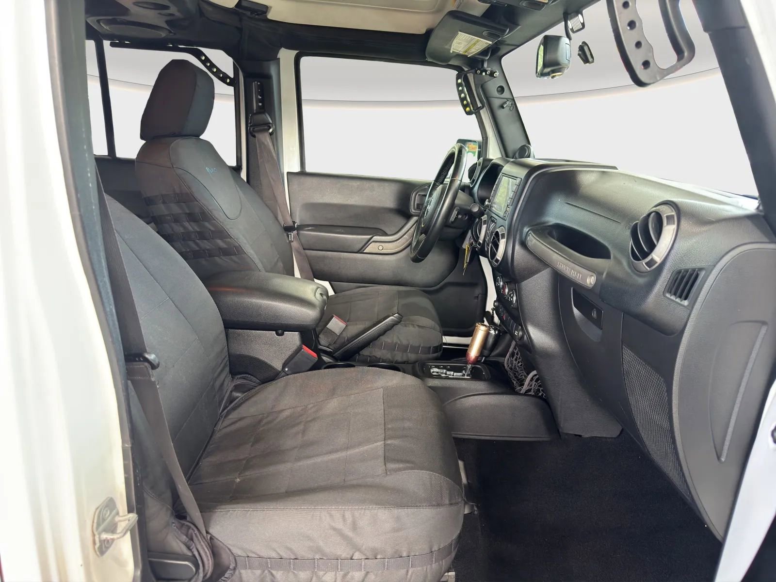 Used 2013 Jeep Wrangler Unlimited Sport image 17