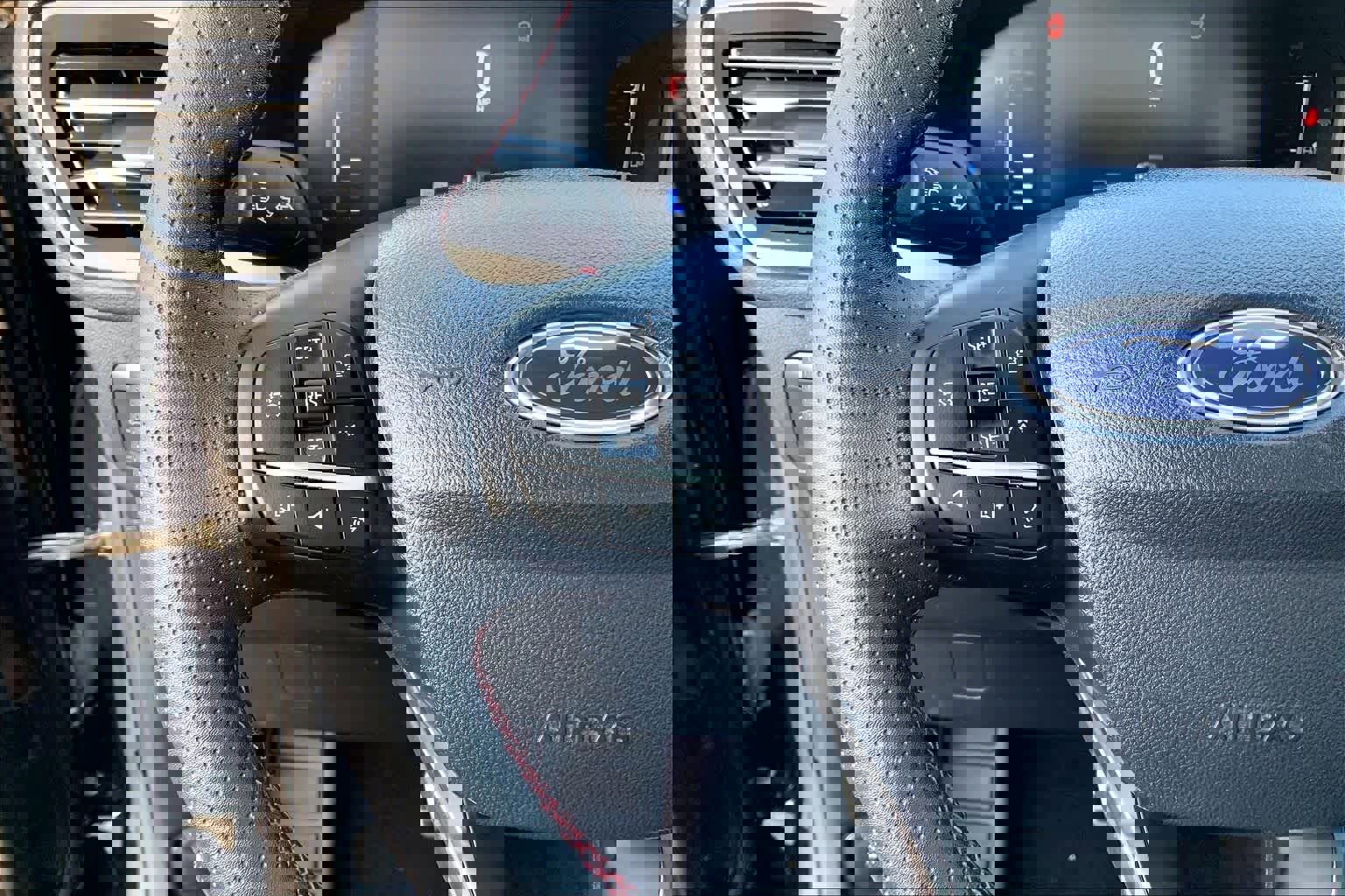 Used 2024 Ford Escape ST-Line w/ Tech Pack #1 image 23