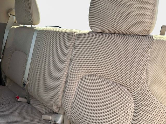 Used 2012 Nissan Frontier SV image 14