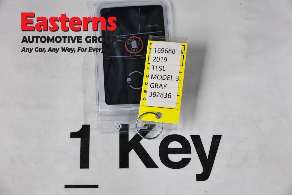 Used 2019 Tesla Model 3 Performance image 19