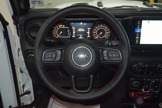 Used 2024 Jeep Wrangler Unlimited Rubicon image 38