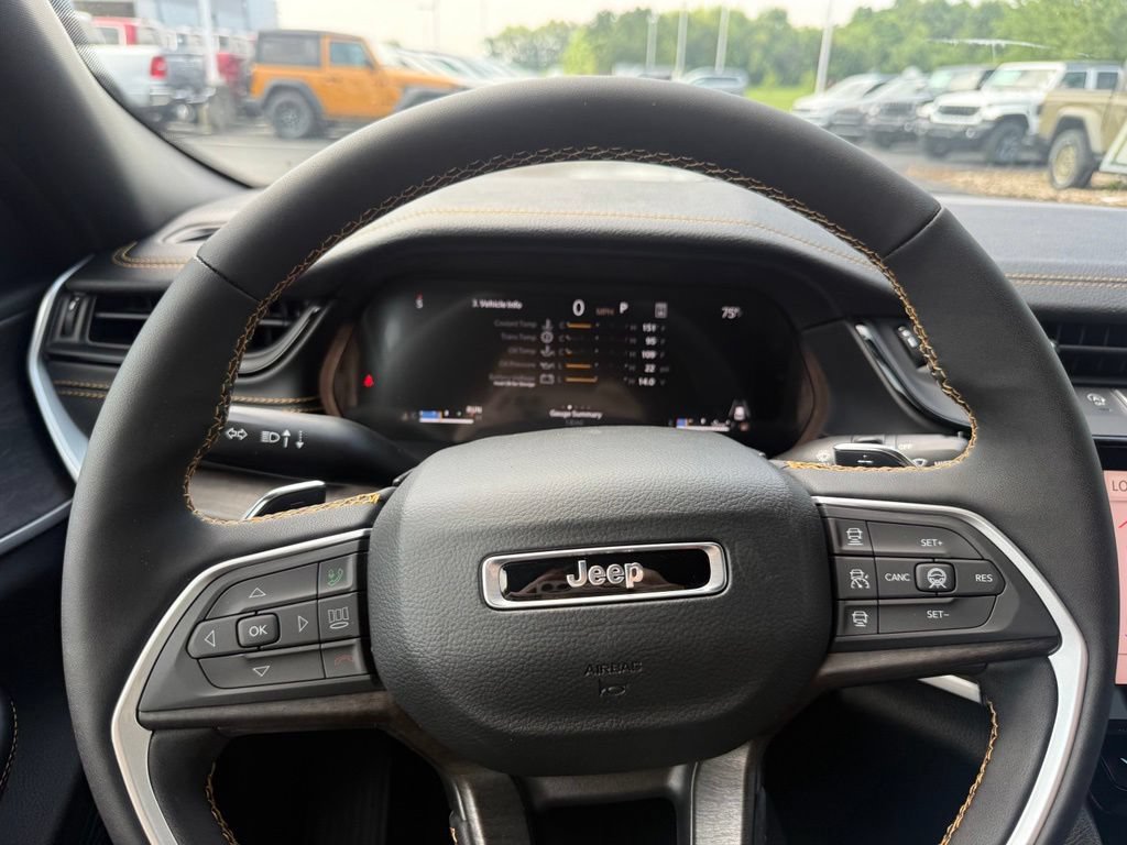 New 2026 Jeep Grand Cherokee L Limited AWD/4WD image 43