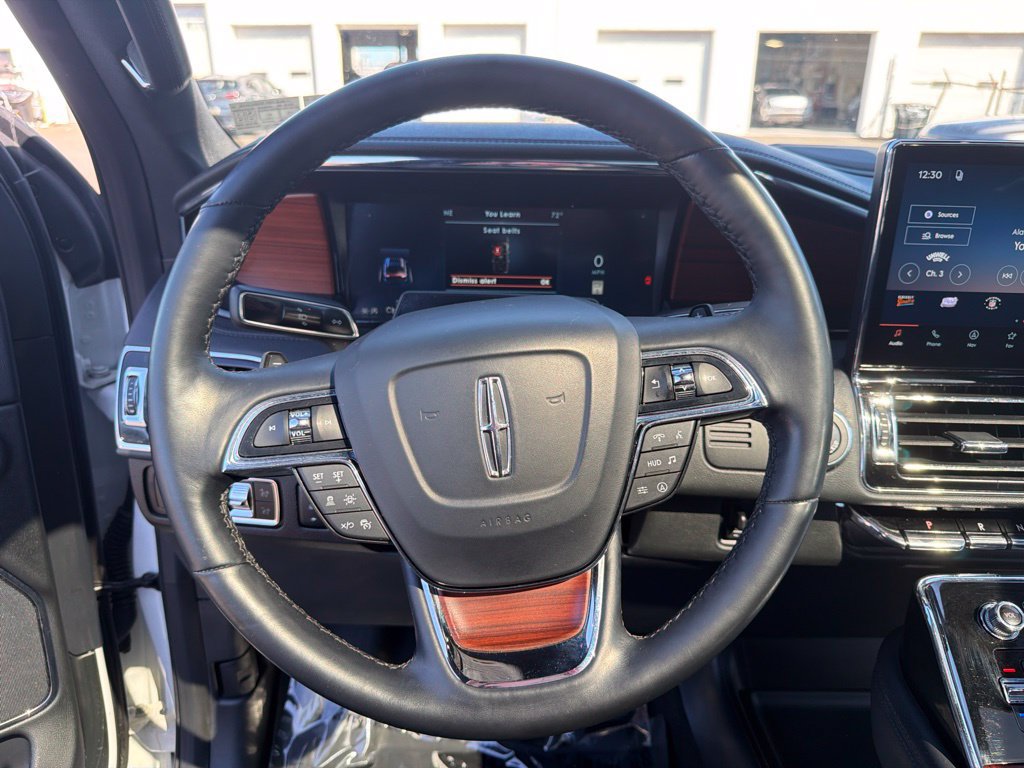 Certified 2023 Lincoln Navigator Reserve AWD/4WD image 24