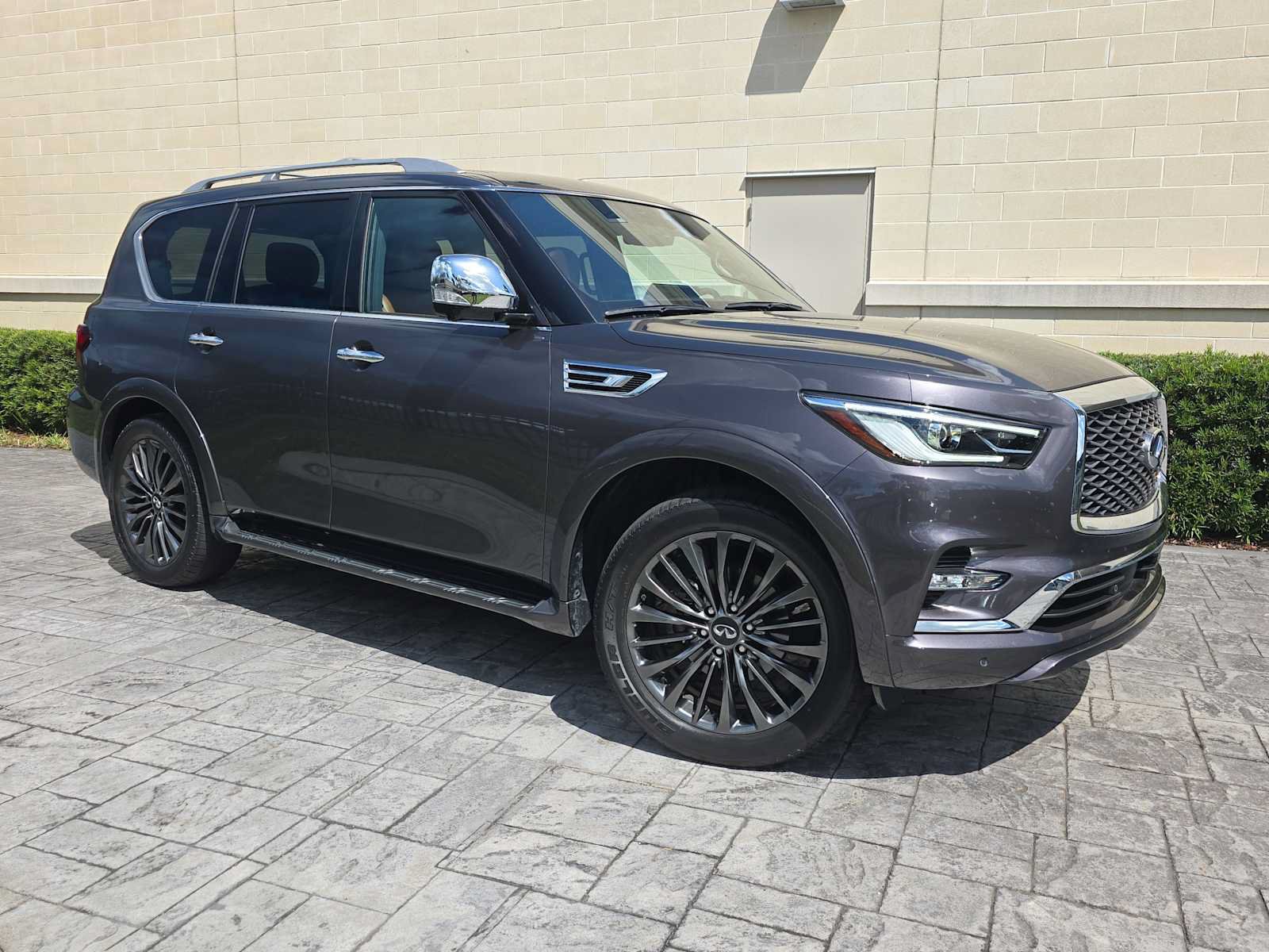 Certified 2024 INFINITI QX80 Sensory w/ Cargo Package AWD/4WD image 30