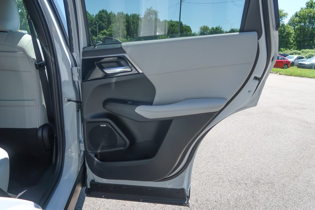 New 2026 Mitsubishi Outlander SE FWD image 18