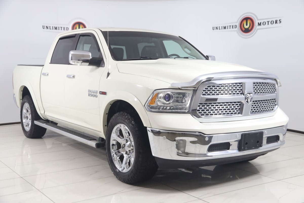 Used 2018 RAM 1500 Laramie w/ Convenience Group AWD/4WD image 19