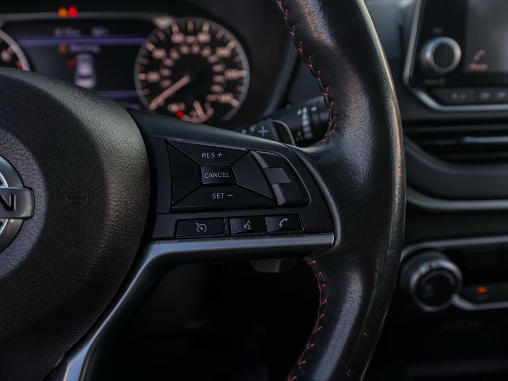 Used 2022 Nissan Altima 2.5 SR image 26