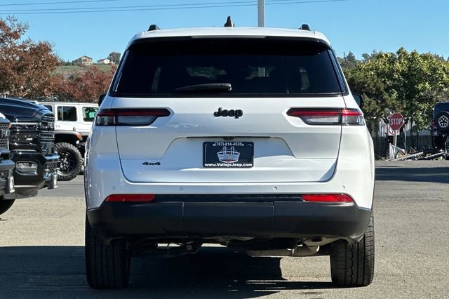 Used 2023 Jeep Grand Cherokee L Altitude image 5