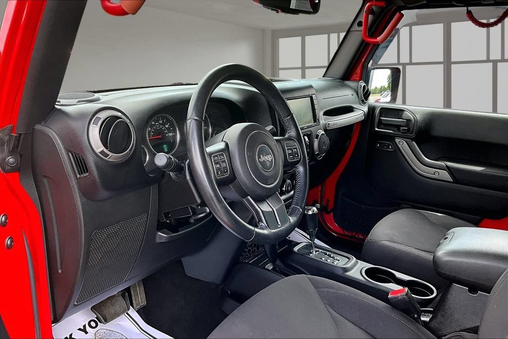 Used 2015 Jeep Wrangler Unlimited Sport w/ Quick Order Package 24S AWD/4WD image 13