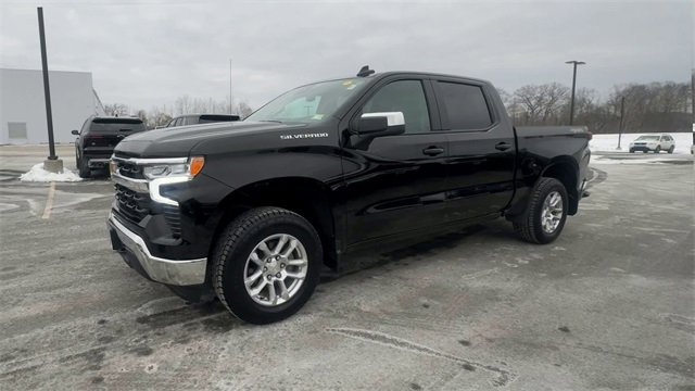 Used 2024 Chevrolet Silverado 1500 LT image 4